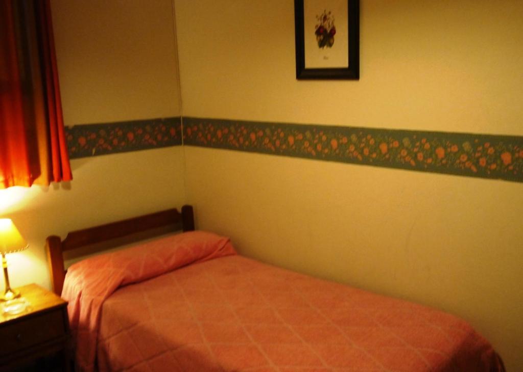 Hotel Gran Sarmiento Buenos Aires Szoba fotó