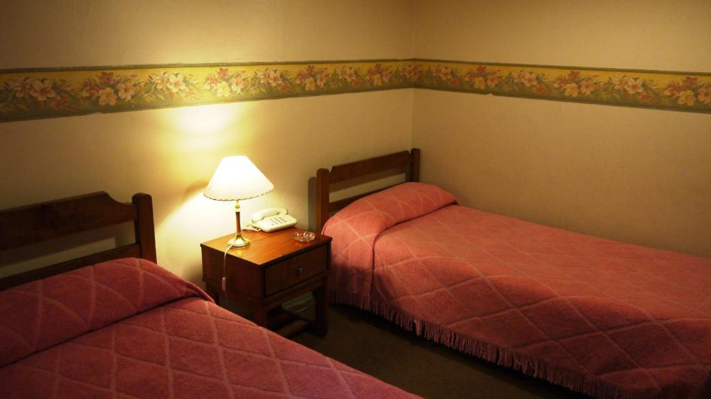 Hotel Gran Sarmiento Buenos Aires Szoba fotó